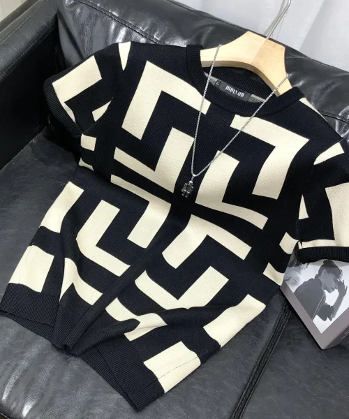 Spring Autumn Men’s Slim Fit Geometric Base Layer T-Shirt Casual Trendy Short Sleeves Knit Top Summer Wear T-Shirt For Men